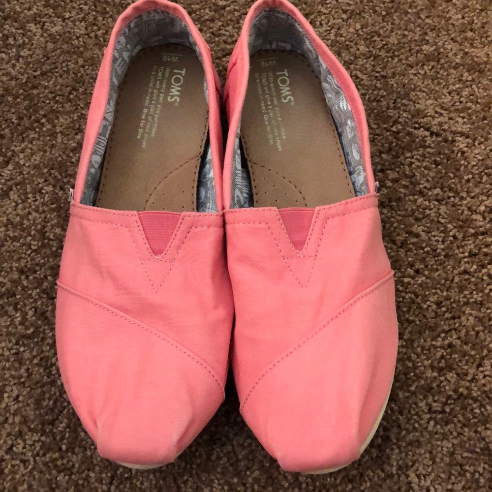 Toms slip-ons